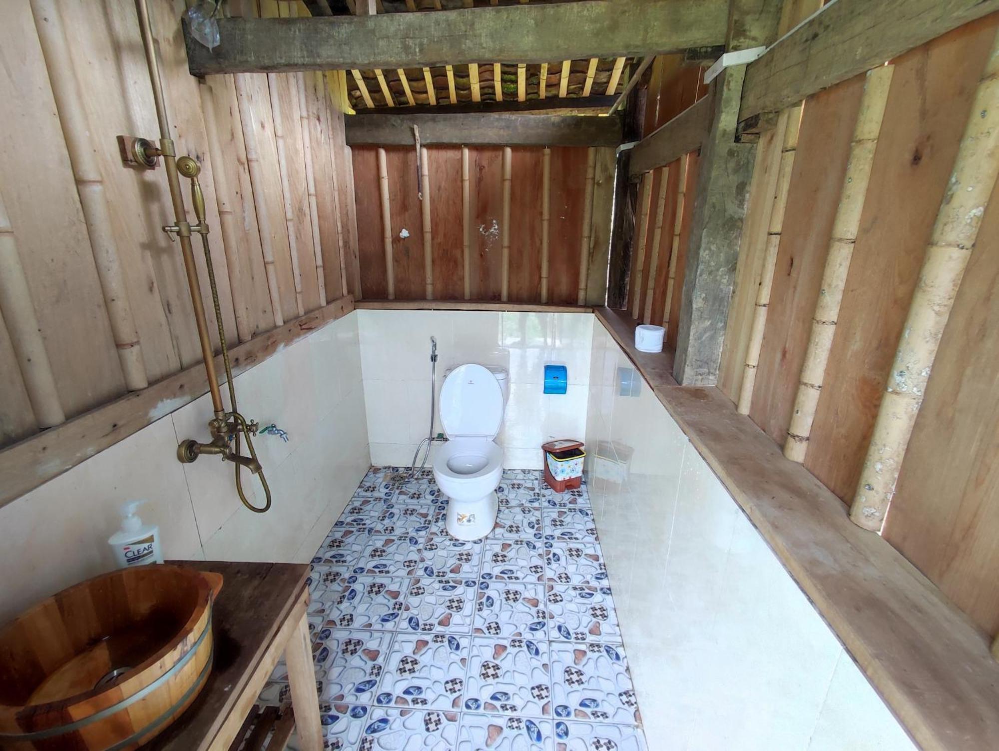 Lung Muoi Homestay Na Giao Exterior foto