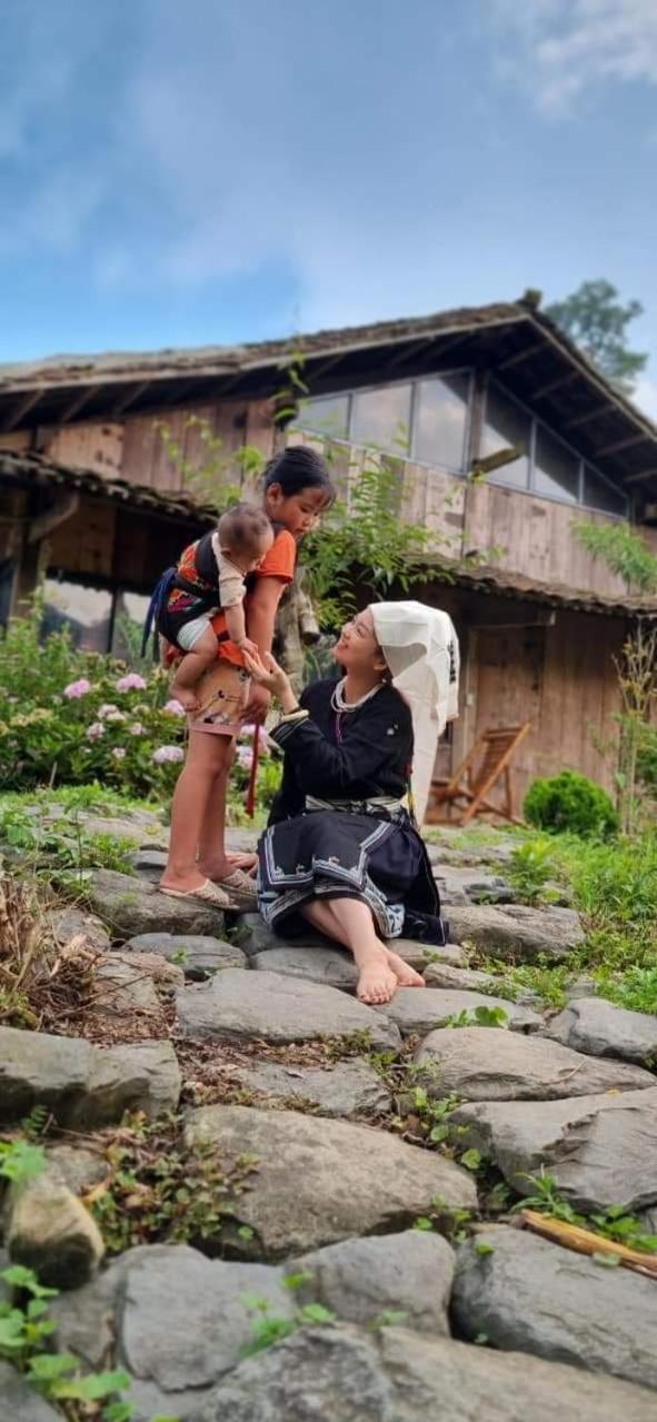 Lung Muoi Homestay Na Giao Exterior foto